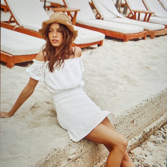 Astr The Label Desi Off The Shoukder Smocked Eyelet Mini Dress - Picture 2 of 9